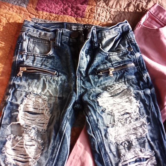 2 pairs of little girl jeans - Picture 2 of 5